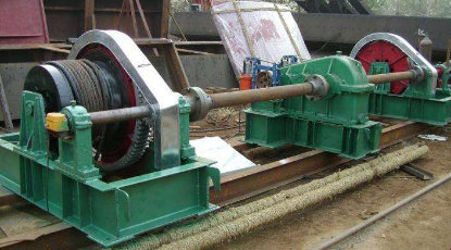 弧形卷揚(yáng)啟閉機(jī)