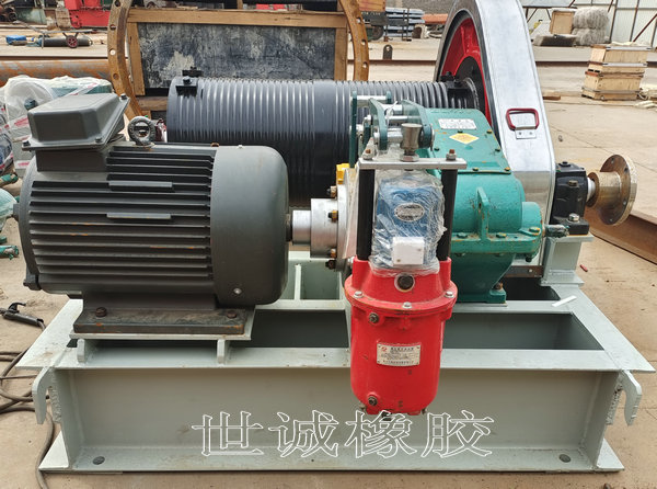 卷揚(yáng)啟閉機(jī)