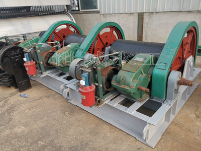 固定卷揚(yáng)式啟閉機(jī)