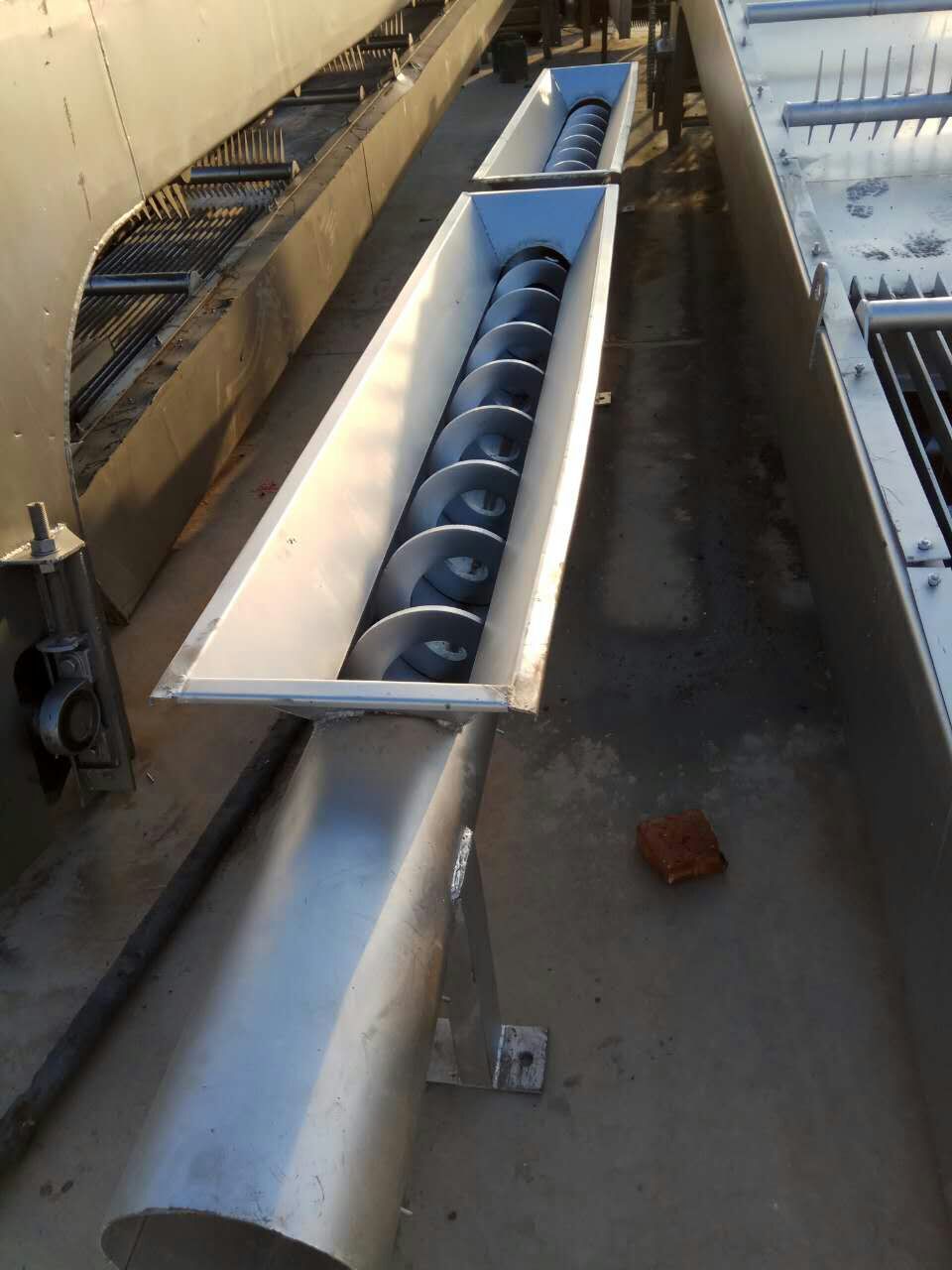 皮帶輸送機(jī)